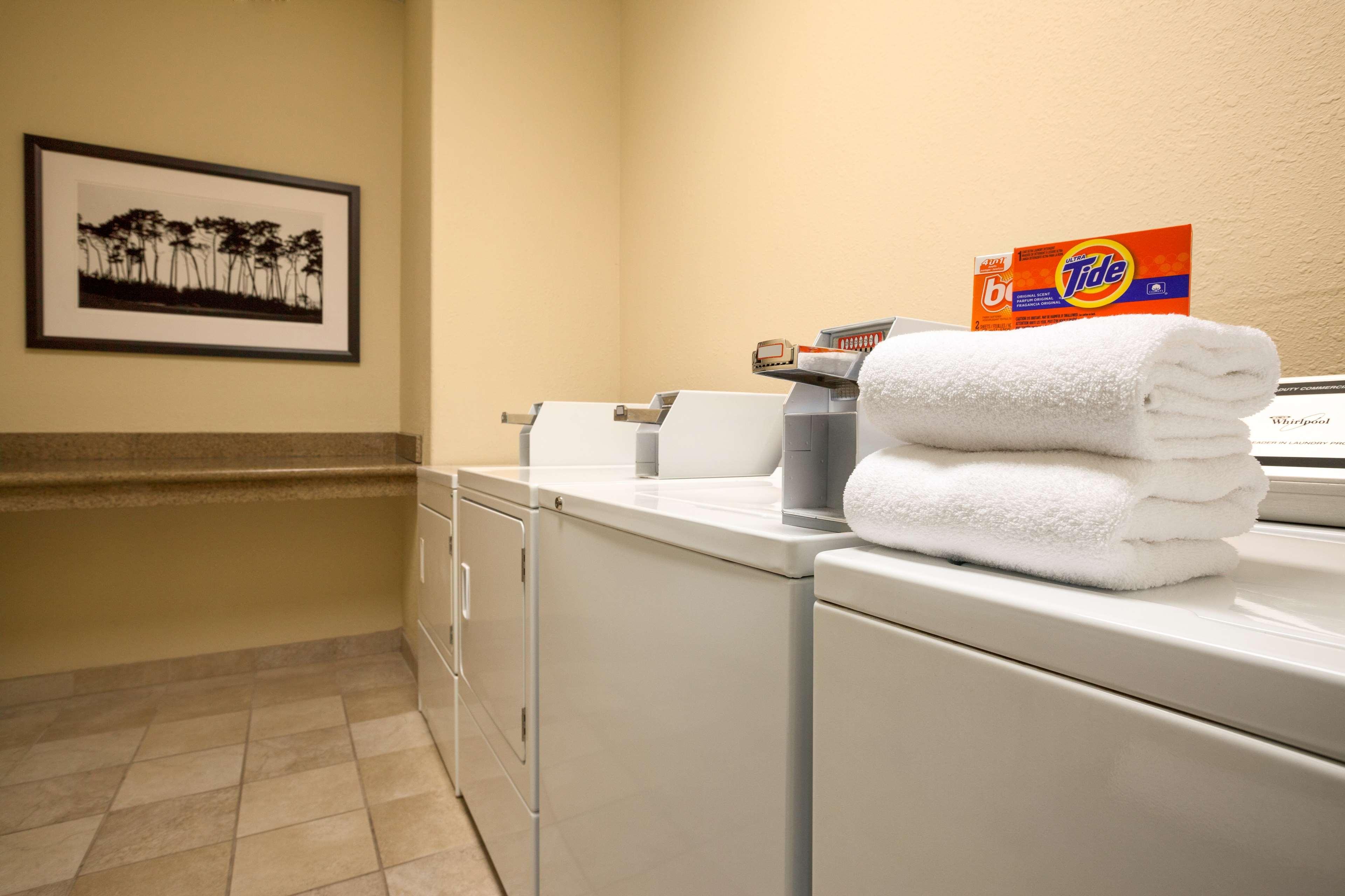 Country Inn & Suites By Radisson Asheville River Arts District Eksteriør bilde