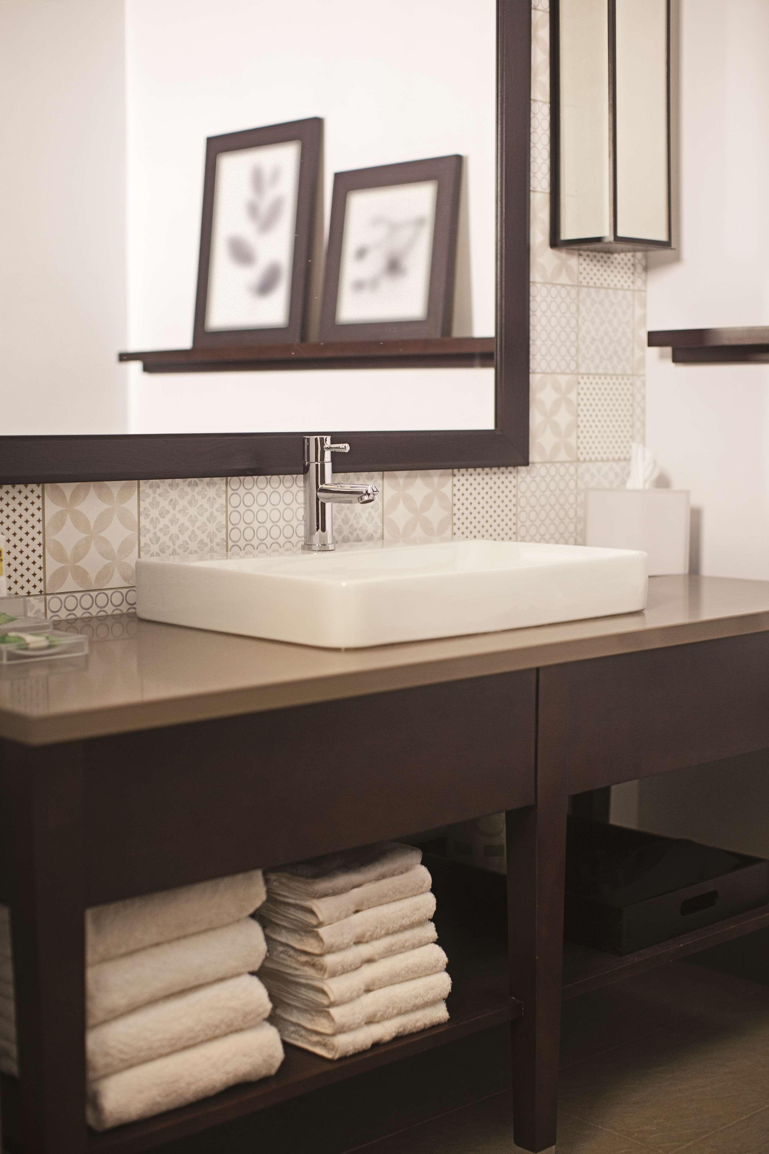 Country Inn & Suites By Radisson Asheville River Arts District Eksteriør bilde